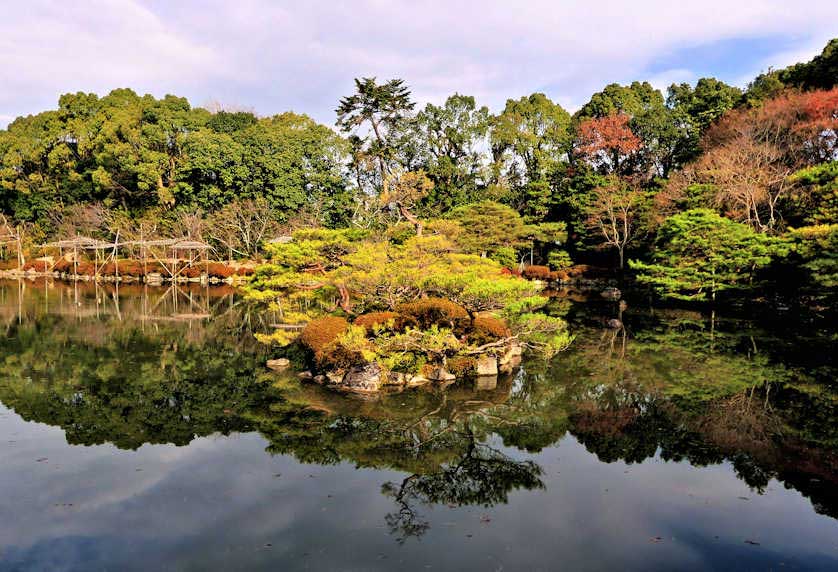 Heian Jingu Gardens, Kyoto, Japan.