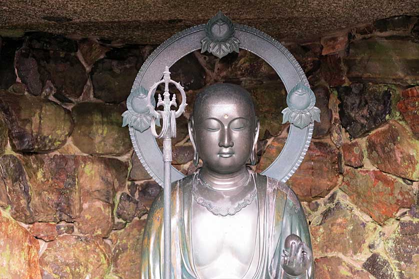 Honen-in Buddhist Statue, Kyoto.