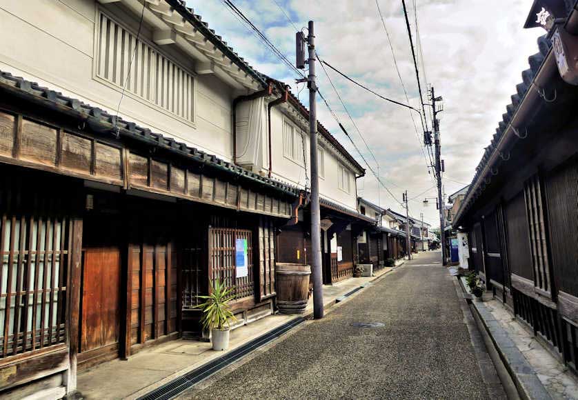 Street after street lined with historic architecture makes it easy to imagine former times in Imai Town.