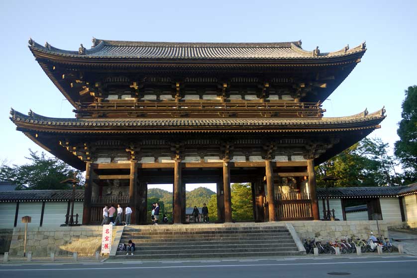 Main Gate, Ninnaji Temple, Kyoto, Japan