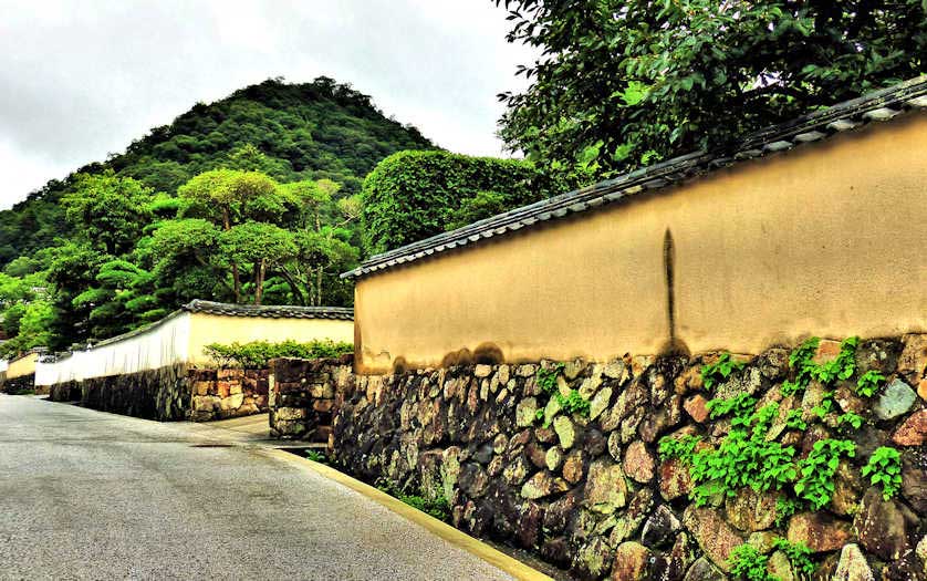 The wall-lined streets of the former samurai district in Takahashi.
