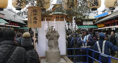 The lively Ebisu pilgrimage ( Horikawa Ebisu Shrine )