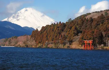 Le mont fuji vu du Lac Ashi