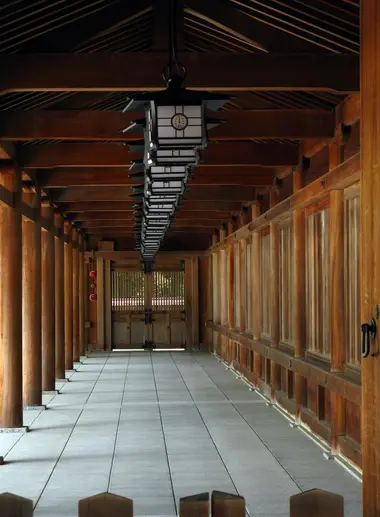 Intérieur du sanctuaire Kashihara jingu