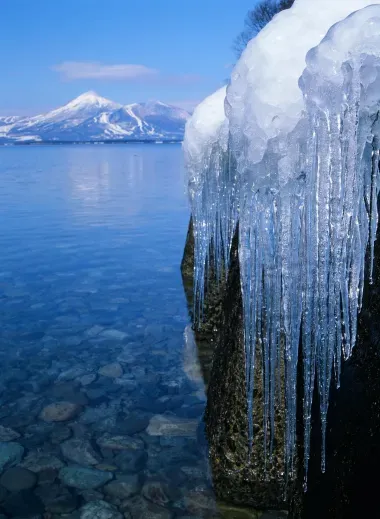 Sculpture de glace au lac Inawashiro
