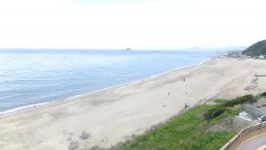 La playa Idega de Tottori es conocida por su arena blanca