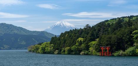 Le Mont Fuji depuis le lac Ashi à Hakone