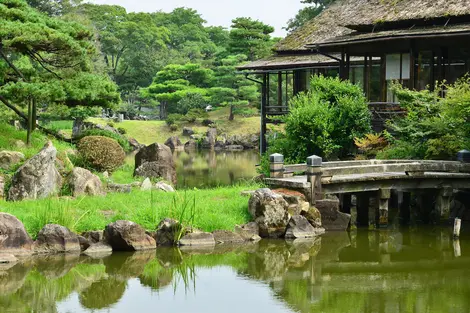 Genkyuen, the sublime garden of Hikone castle