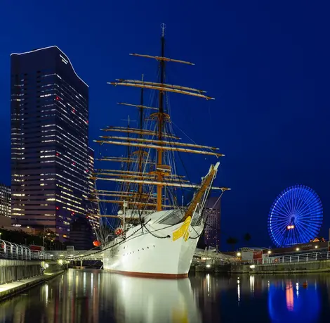 Yokohama port by night