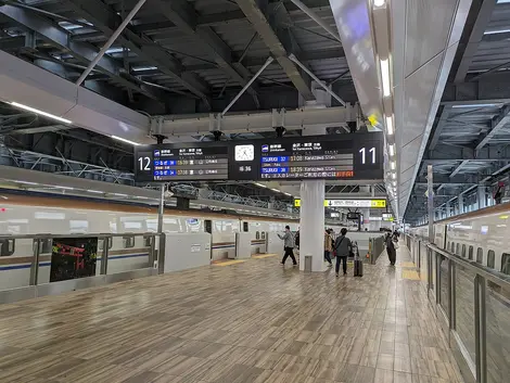 Tsuruga station Hokuriku shinkansen