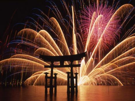 The fireworks Miyajima lights, very well known for their beauty.