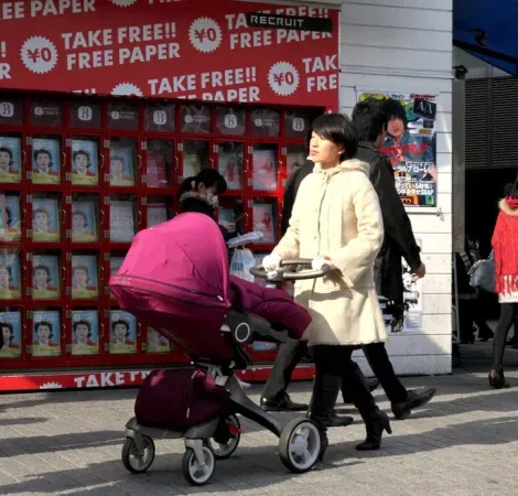 In Japan, there are several paid stroller rental.