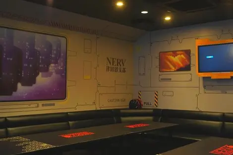 In Shibuya, la cadena Joysound ha instalado un karaoke con el tema de la serie Evangelion.