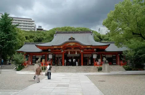 The main building, haiden of Ikuta Jinja shrine in Kobe.