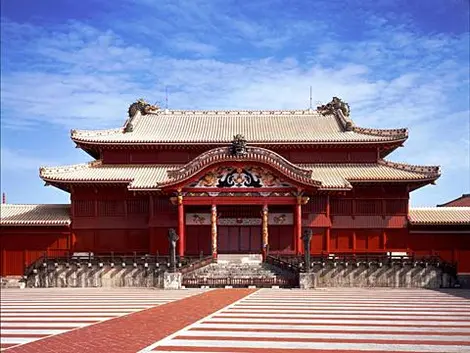 Le palais des rois des Ryûkyû est le symbole du particularisme des okinawaïens.