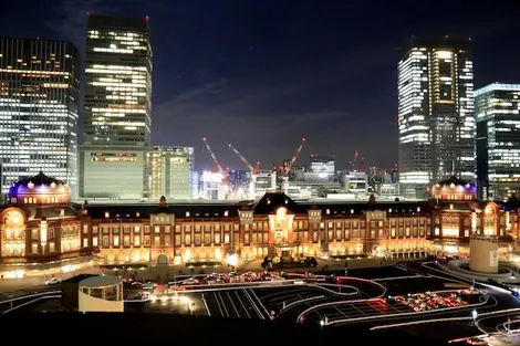 La Tokyo Station de nuit