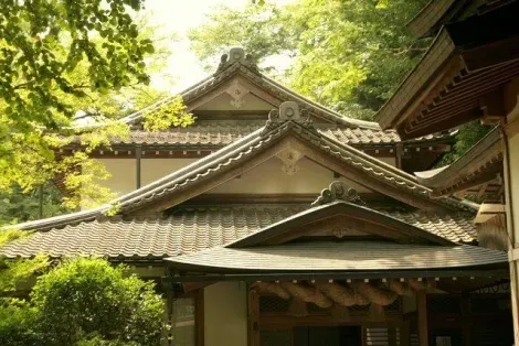 Les toits du Kibune-jinja.