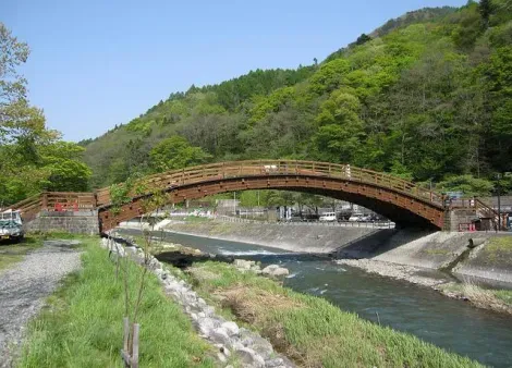 Le pont en bois de Narai Juku
