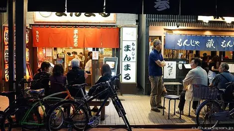 Uno de los restaurantes de monjayaki de Tsukishima.