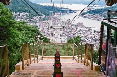 Station haute du téléphérique d'Onomichi