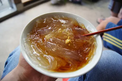 Tokoroten, noodles made from agar-agar jelly