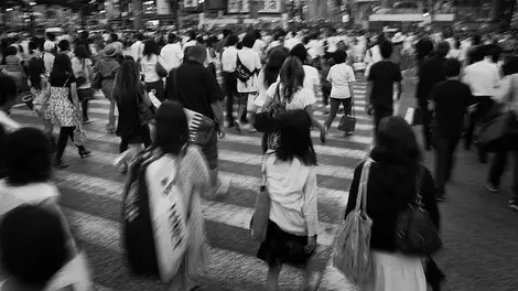 La foule dense du quartier de Shibuya à Tokyo