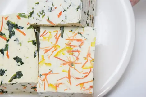 Le tofu aux légumes de Shiba