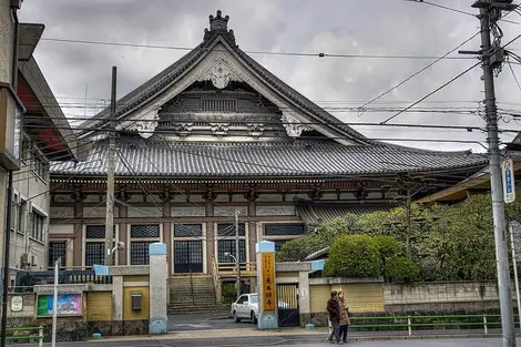 higashi-honganji-asakusa