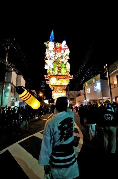 Parade de nuit du festival Tachineputa