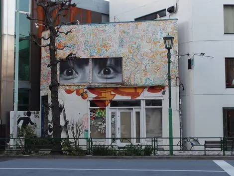 Aoyama street art