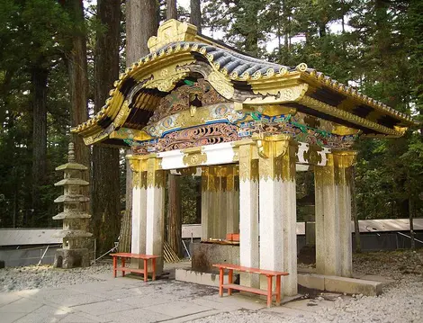 Nikko_Toshogu_chozuya