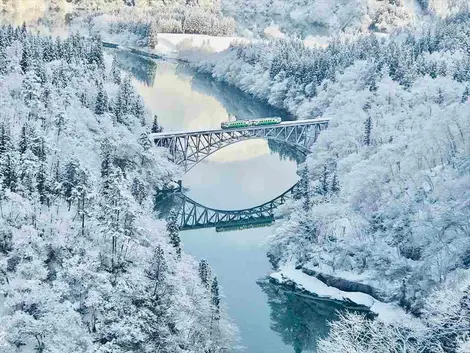  Pont sur la rivière Daiichi Tadami