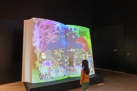 Livre interactif exposé au sein du Musée Kadokawa 