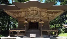 Santuario Hachiko en el monte Haguro, Tsuruoka, Yamagata
