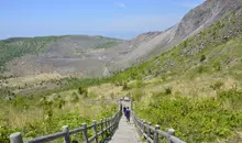 El sendero que lleva al Monte Usu.