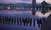 Les reflets de Matsue sur le lac Shinji