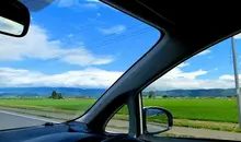 Enjoy the Hokkaido countryside by car.