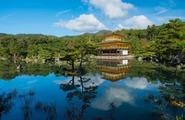 Golden Pavilion Kinkaku-ji : a must-see in Kyoto ancient capital