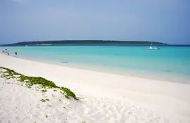 La playa Yonahamae en Miyakojima