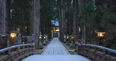 Cimetière Okunoin à Koyasan