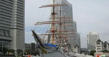 Nippon Maru a Yokohama