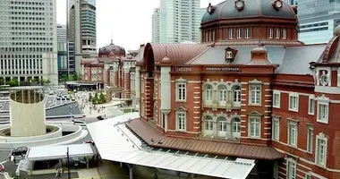 La façade de la gare de Tokyo