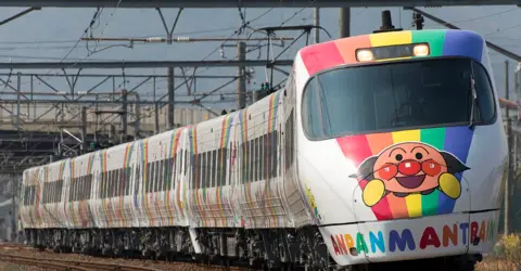 JR shikoku 8000series 8503 anpanman train