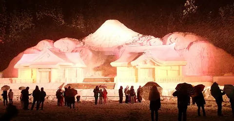 Le festival de la neige de Tokamachi