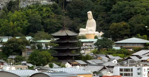 Ryozen_Kannon_in_Kyoto