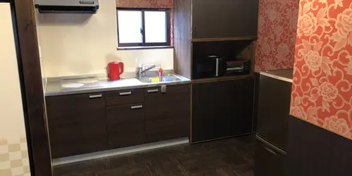????