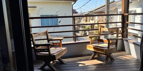 kurodanichairsbalcony