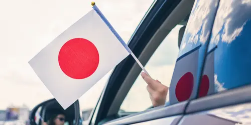 Die Lizenzübersetzung ermöglicht es Ihnen, auf japanischen Straßen zu fahren, um neue Horizonte zu entdecken!