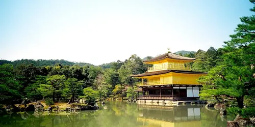 Le Temple d'Or ou Kinkakuji, l'un des joyaux de Kyoto.