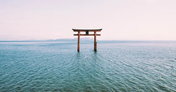 Torii del lago Biwa, Shiga